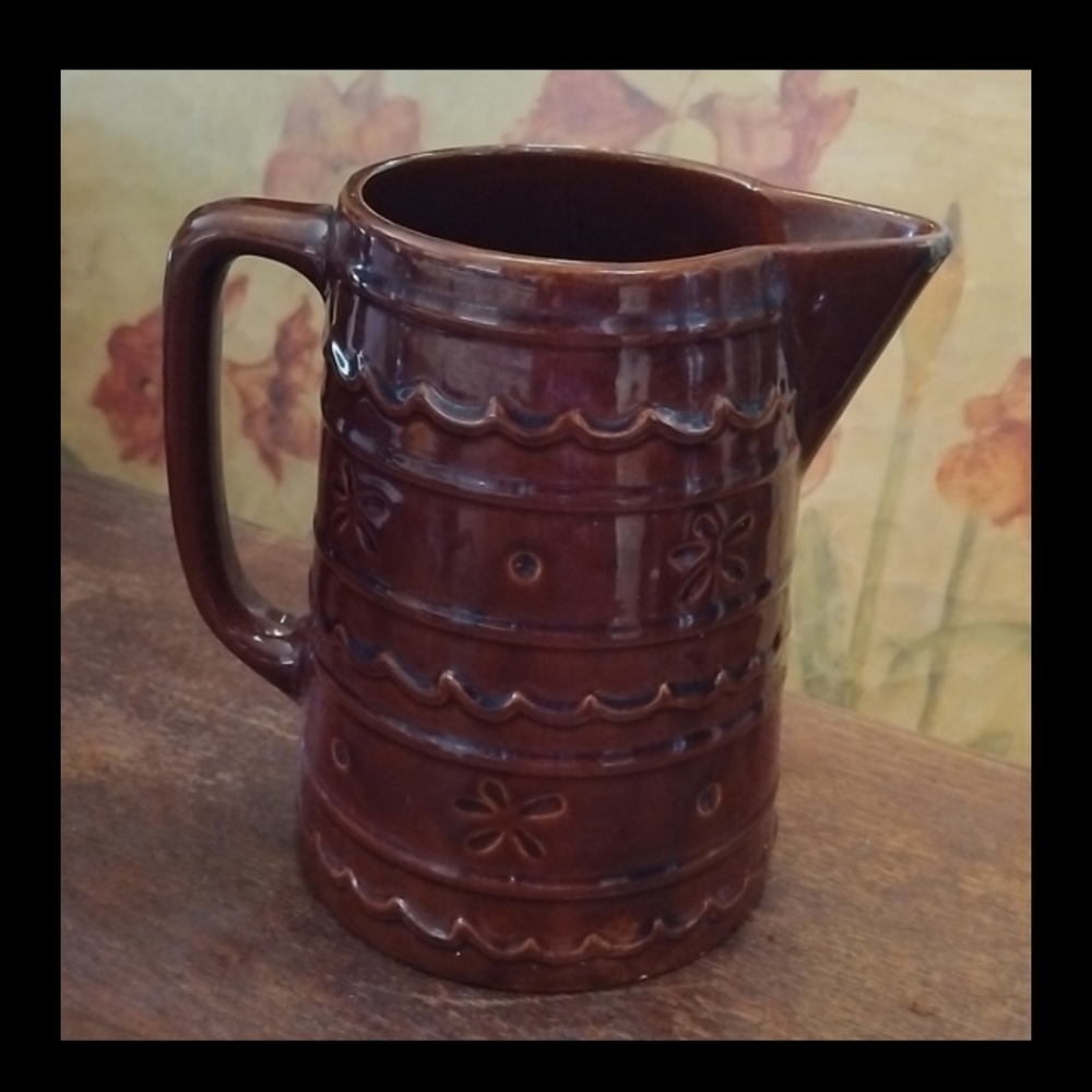 Marcrest ovenproof stoneware pitcher. 129GW5